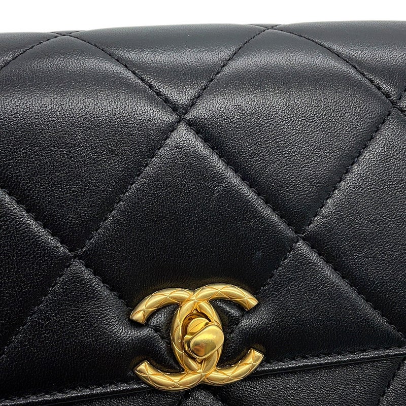 シャネル チェーンショルダーバッグ マトラッセ ミニフラップ ココマーク ラムスキン AS4862 CHANEL バッグ 黒