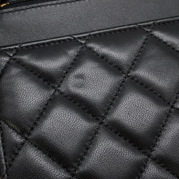 シャネル チェーンウォレット クラシック マトラッセ ココマーク ラムスキン AP0250 CHANEL 財布 ブラック 黒