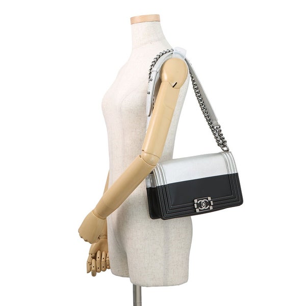 シャネル チェーンショルダーバッグ ボーイシャネル25 ココマーク バイカラー レザー A67086 CHANEL バッグ 黒