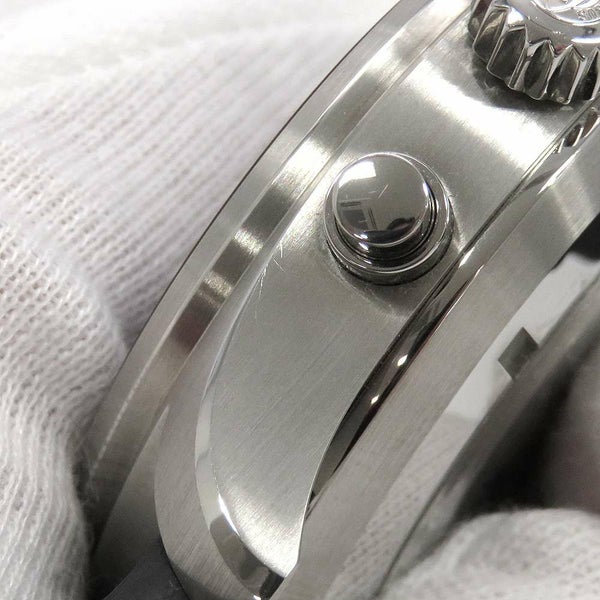 IWC パイロットウォッチ クロノグラフ デイデイト IW377709 腕時計 インターナショナルウォッチカンパニー 黒文字盤