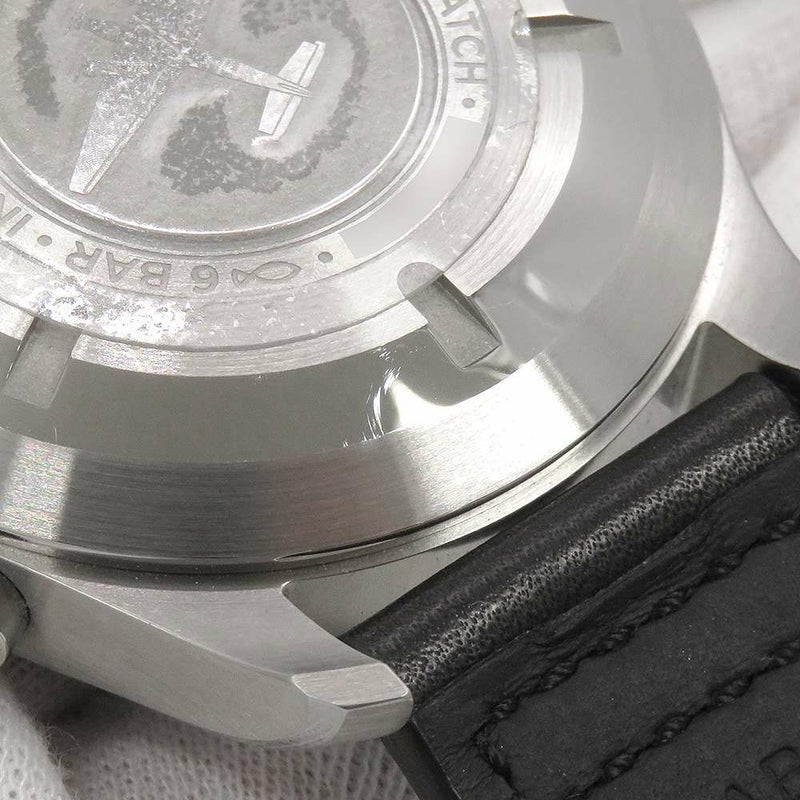 IWC パイロットウォッチ クロノグラフ デイデイト IW377709 腕時計 インターナショナルウォッチカンパニー 黒文字盤