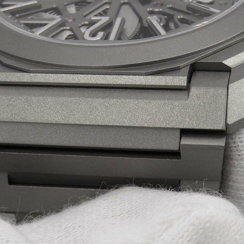 ブルガリ オクト フィニッシモ スケルトン エイトデイズ 103610 BVLGARI スケルトン/グレー文字盤