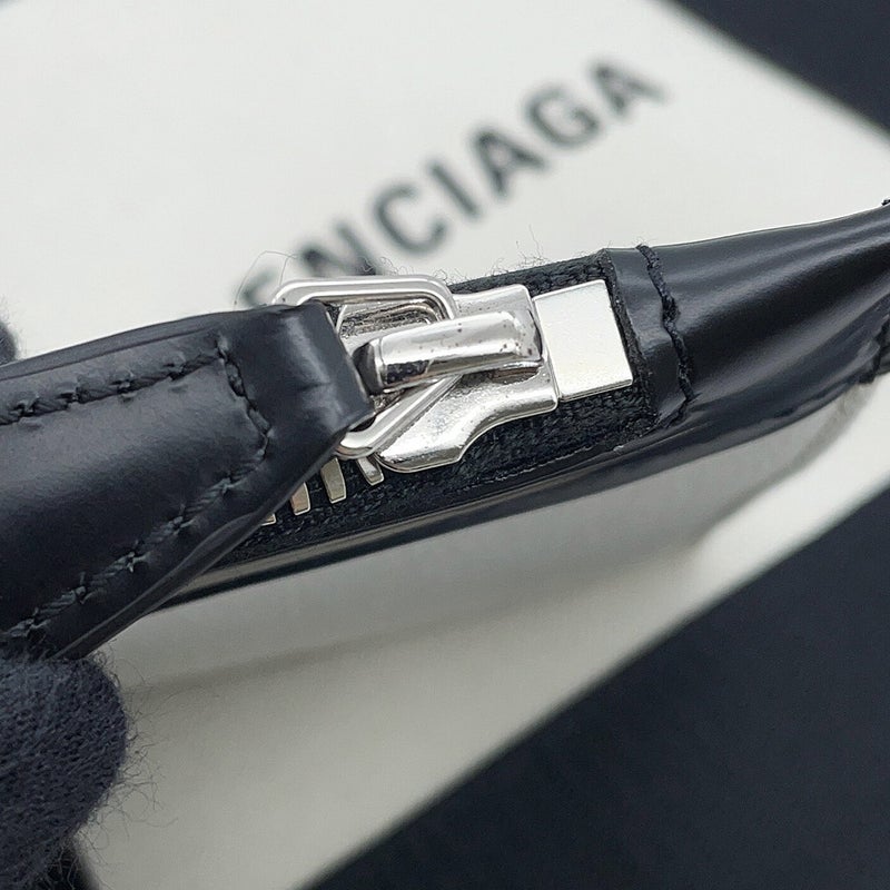 バレンシアガ ハンドバッグ ネイビーカバス XS 390346 BALENCIAGA バッグ ポーチ付き 黒 白