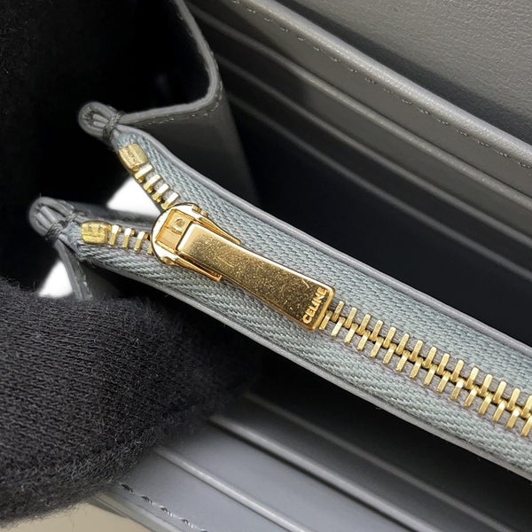 セリーヌ 長財布 ラージ フラップウォレット レザー 10B563BEL CELINE 財布