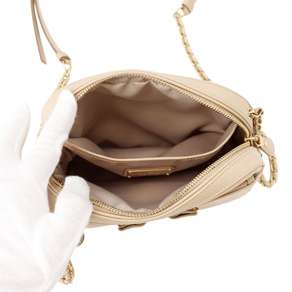 サルヴァトーレ・フェラガモ チェーンショルダーバッグ ヴァラリボン Ferragamo バッグ