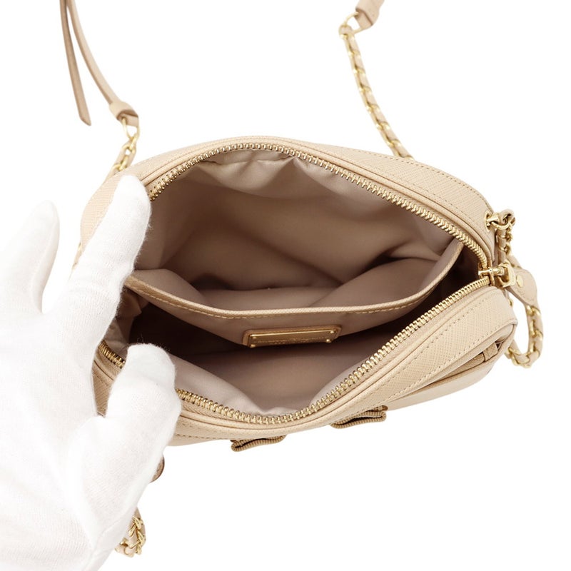 サルヴァトーレ・フェラガモ チェーンショルダーバッグ ヴァラリボン Ferragamo バッグ