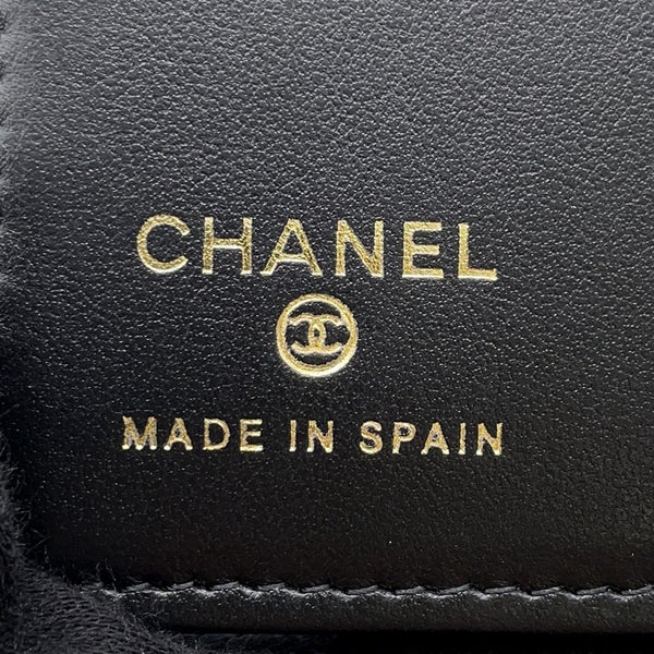 シャネル パスポートケース ココマーク マトラッセ キャビアスキン/ラインストーン CHANEL カバー 黒