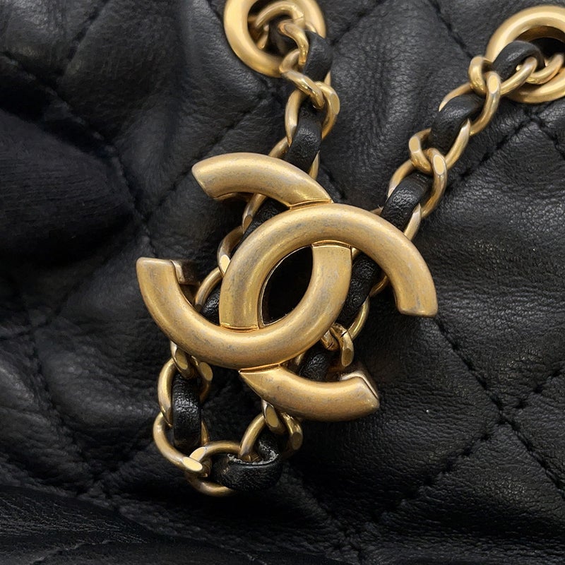 シャネル チェーンショルダーバッグ パール マトラッセ ココマーク AS2529 CHANEL ミニバッグ 黒