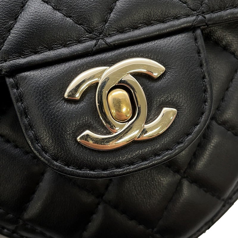 シャネル チェーンショルダーバッグ マトラッセ ハートシェイプ ラムスキン AS3191 CHANEL バッグ 黒