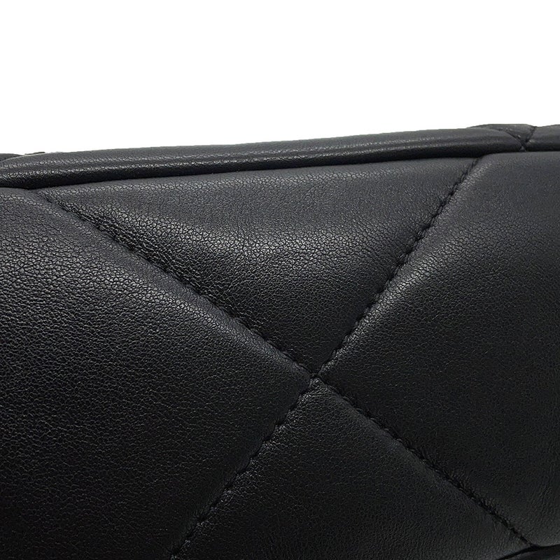 シャネル チェーンショルダーバッグ CHANEL19 ココマーク シャイニーラムスキン AS1160 CHANEL 黒