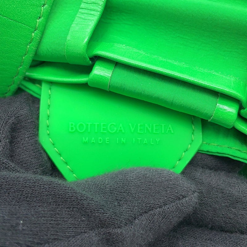 ボッテガヴェネタ ショルダーバッグ マキシイントレチャート キャンディカセット レザー BOTTEGA VENETA バッグ