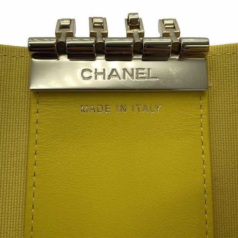 シャネル 4連キーケース マトラッセ ココマーク キャビアスキン AP0222 CHANEL キーケース