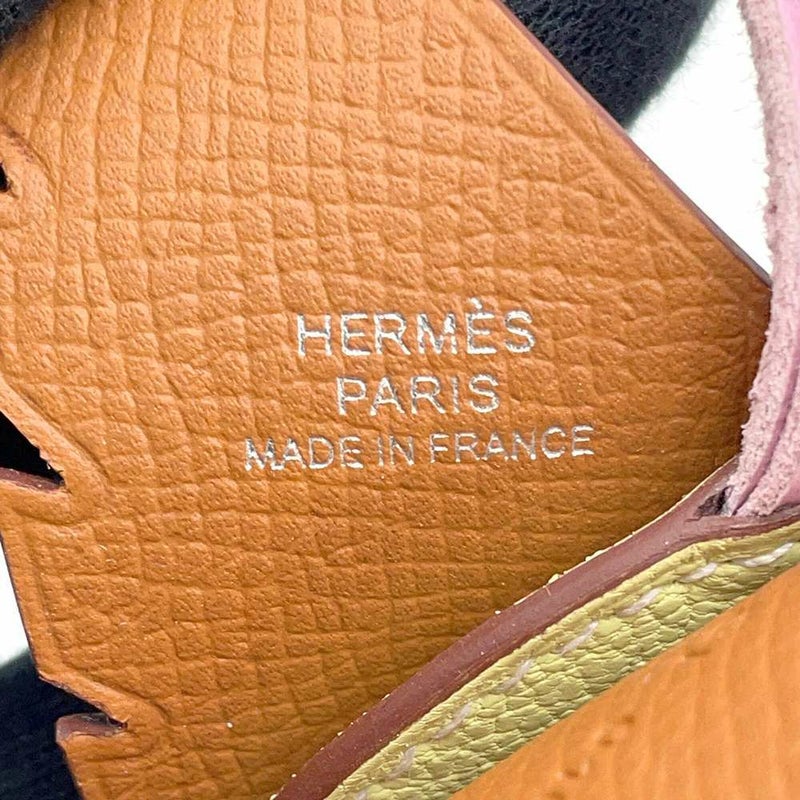 エルメス チャーム バーディ ゴールド/ナタ/マグノリア/ブルードゥフランス ヴォーエプソン/シェブルミゾル/スイフト/アニオン