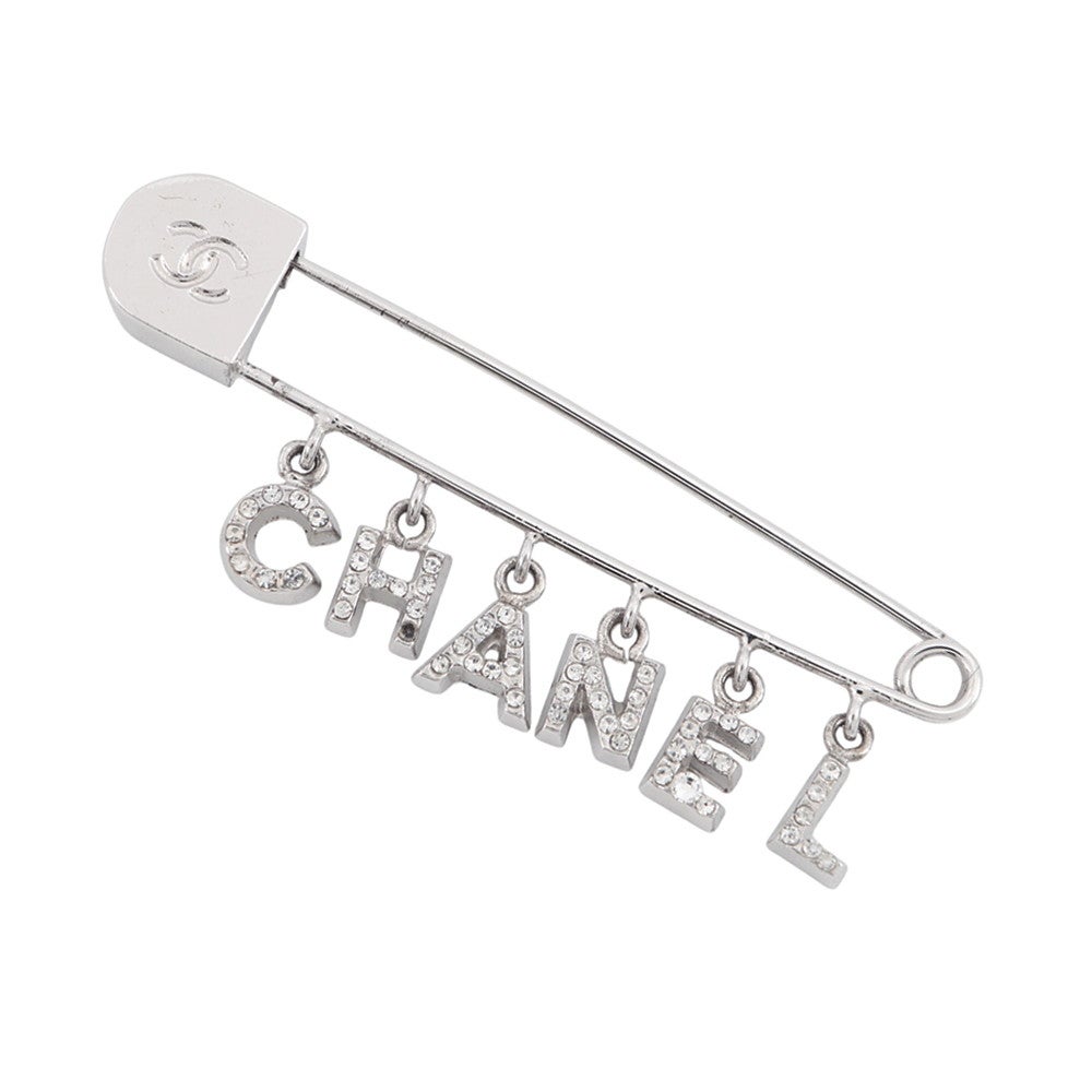 シャネル ブローチ ロゴ ラインストーン 01 P CHANEL アクセサリー
