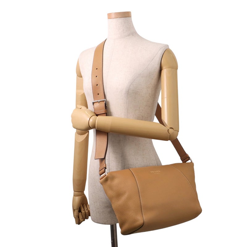 プラダ ショルダーバッグ ロゴ レザー 2VH178 PRADA