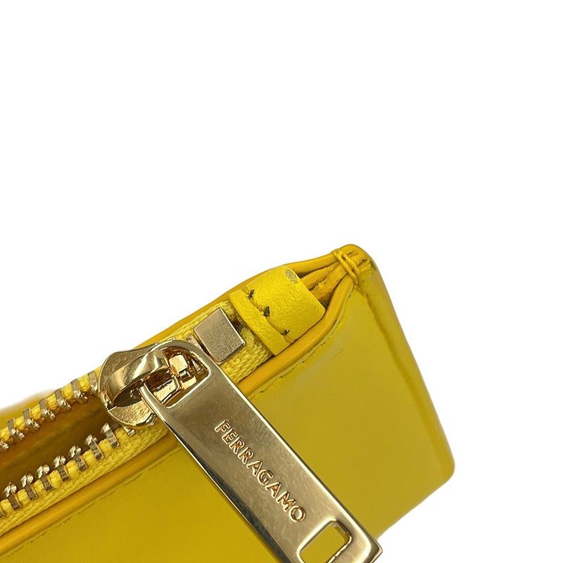 サルヴァトーレ・フェラガモ トートバッグ チャーミング ロゴ スモール レザー 217533 Ferragamo