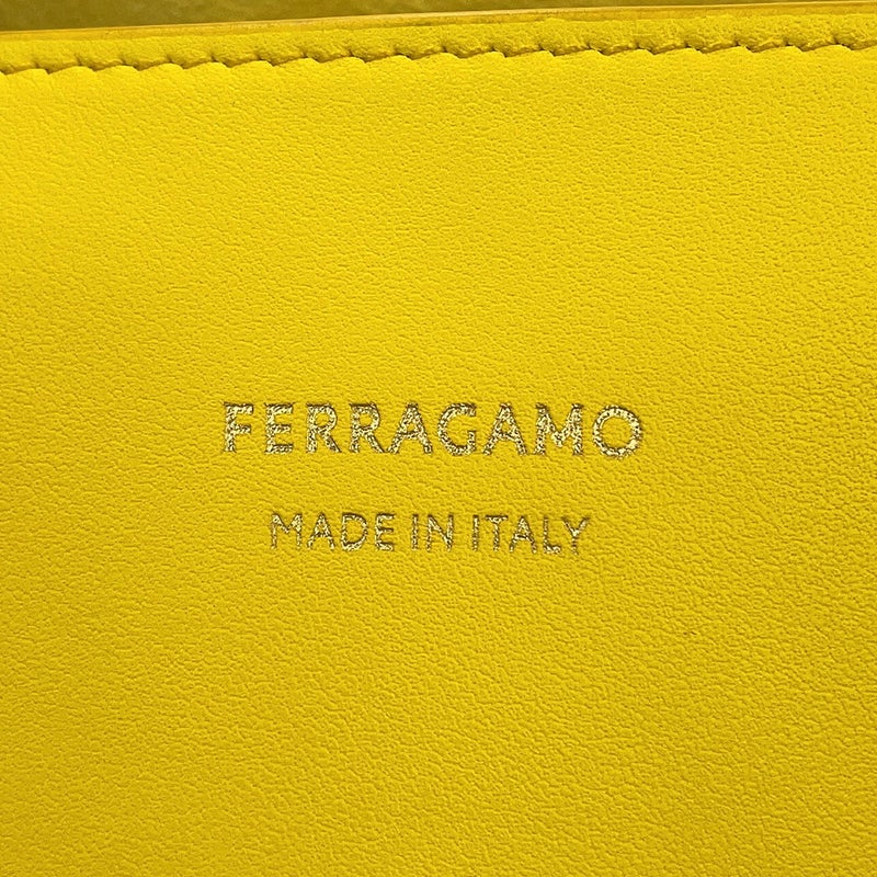 サルヴァトーレ・フェラガモ トートバッグ チャーミング ロゴ スモール レザー 217533 Ferragamo