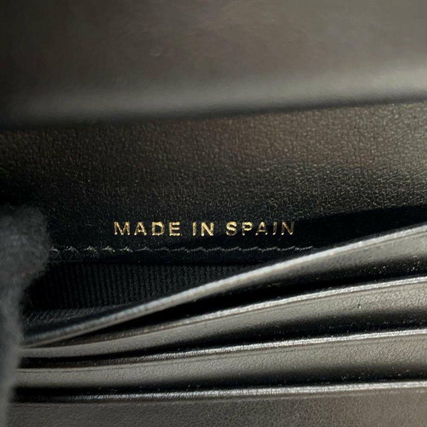 シャネル 二つ折り財布 マトラッセ ココマーク キャビアスキン AP3055 CHANEL 財布 黒