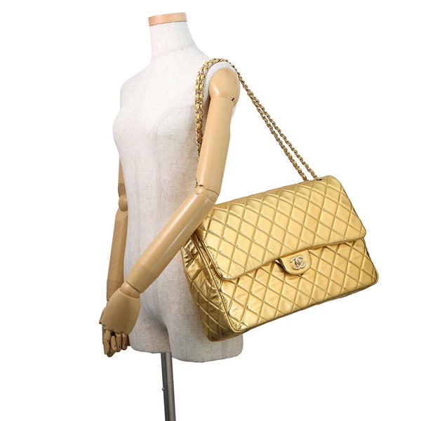 シャネル チェーンショルダーバッグ ジャンボマトラッセ ココマーク ラムスキン AS4661 CHANEL