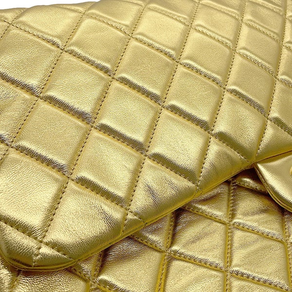 シャネル チェーンショルダーバッグ ジャンボマトラッセ ココマーク ラムスキン AS4661 CHANEL