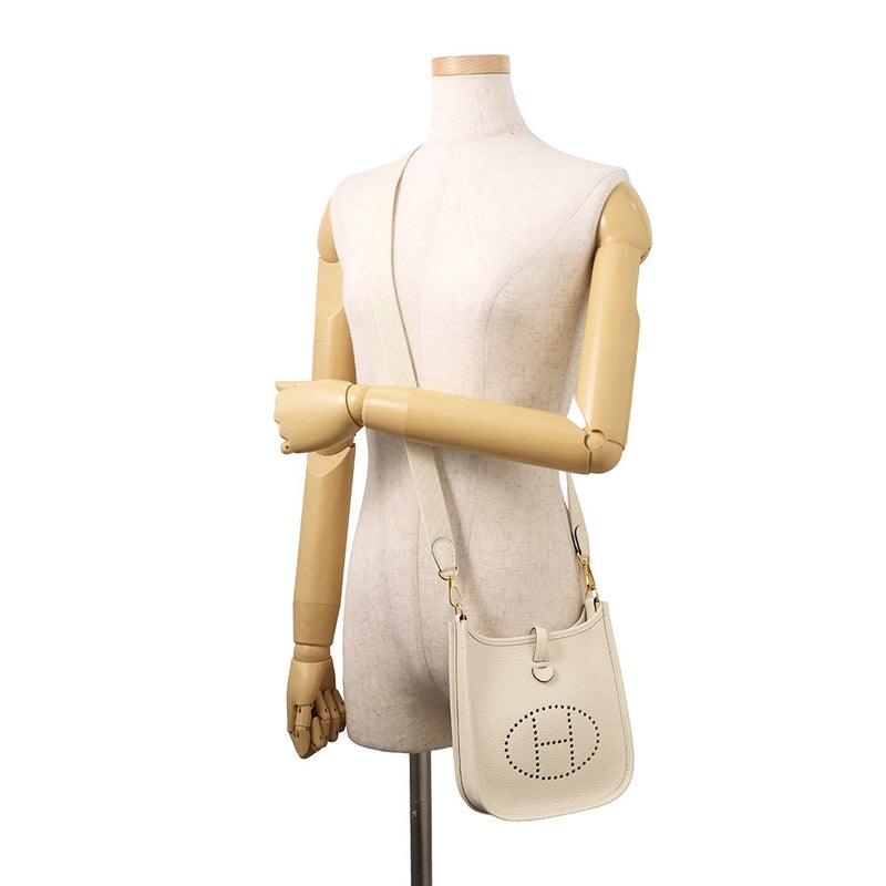 エルメス ショルダーバッグ エブリンTPM 111cm アマゾン クレーム/ゴールド金具 トリヨンクレマンス K刻印 HERMES Evelyne