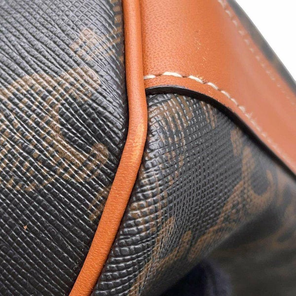 セリーヌ ショルダーバッグ トリオンフ スモール ドローストリングバッグ レザー 191142BZJ.04LU  CELINE バッグ