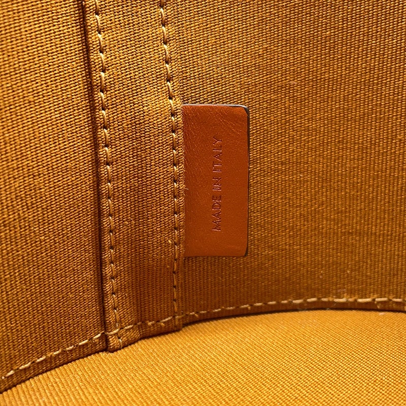 セリーヌ ショルダーバッグ トリオンフ タンブール ミディアム /レザー 195192 CELINE バッグ 白