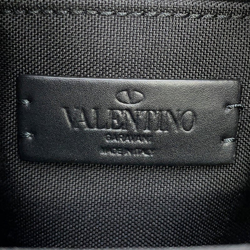 ヴァレンティノ・ガラヴァーニ ショルダーバッグ ミニクロスバッグ VLTNロゴ VY2B0A11YHS VALENTINO 黒