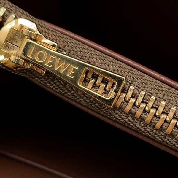 ロエベ 長財布 スターモチーフ ロング ウォレット レザー 199N41CF13 LOEWE 財布