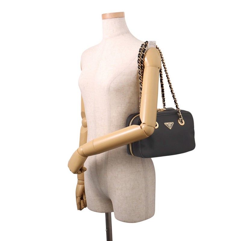 プラダ チェーンショルダーバッグ トライアングルロゴ ナイロン 1BB121 PRADA バッグ 黒