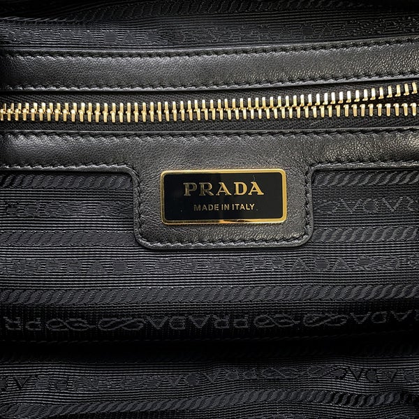 プラダ チェーンショルダーバッグ トライアングルロゴ ナイロン 1BB121 PRADA バッグ 黒