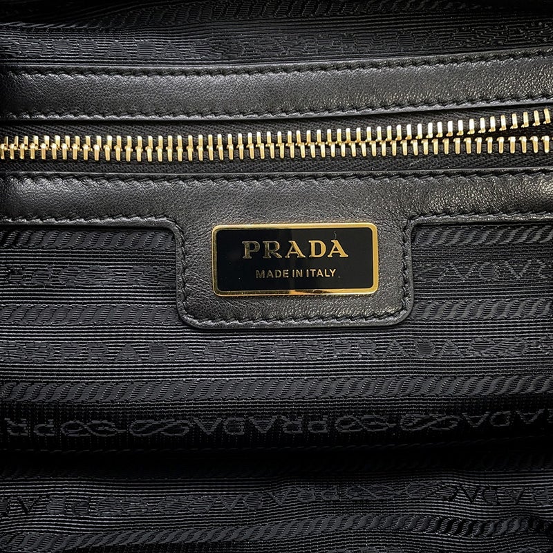 プラダ チェーンショルダーバッグ トライアングルロゴ ナイロン 1BB121 PRADA バッグ 黒