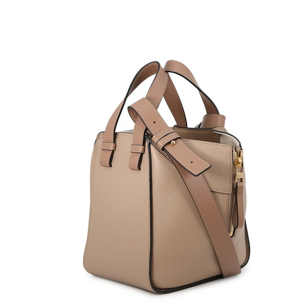 ロエベ ハンドバッグ ハンモックバッグ コンパクト ソフトグレインカーフレザー A538H13X03 LOEWE 2way ベージュ