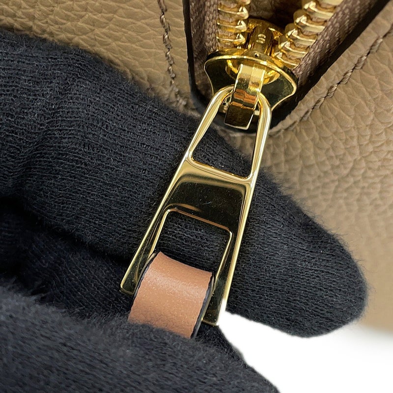 ロエベ ハンドバッグ ハンモックバッグ コンパクト ソフトグレインカーフレザー A538H13X03 LOEWE 2way ベージュ