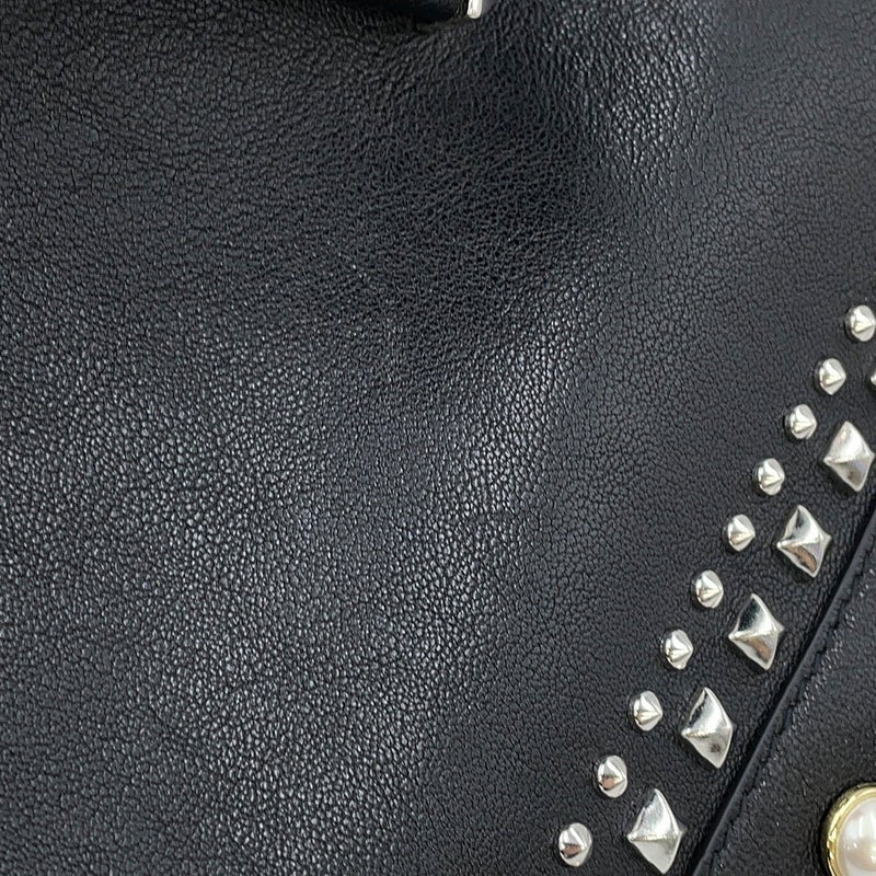 ジミーチュウ ハンドバッグ バー ホーボー スモール レザー フェイクパール BARHOBOSQXB JIMMY CHOO 黒