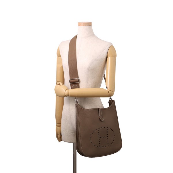 エルメス ショルダーバッグ エブリン3 PM エトゥープ/シルバー金具 トリヨンクレマンス W刻印 HERMES Evelyne