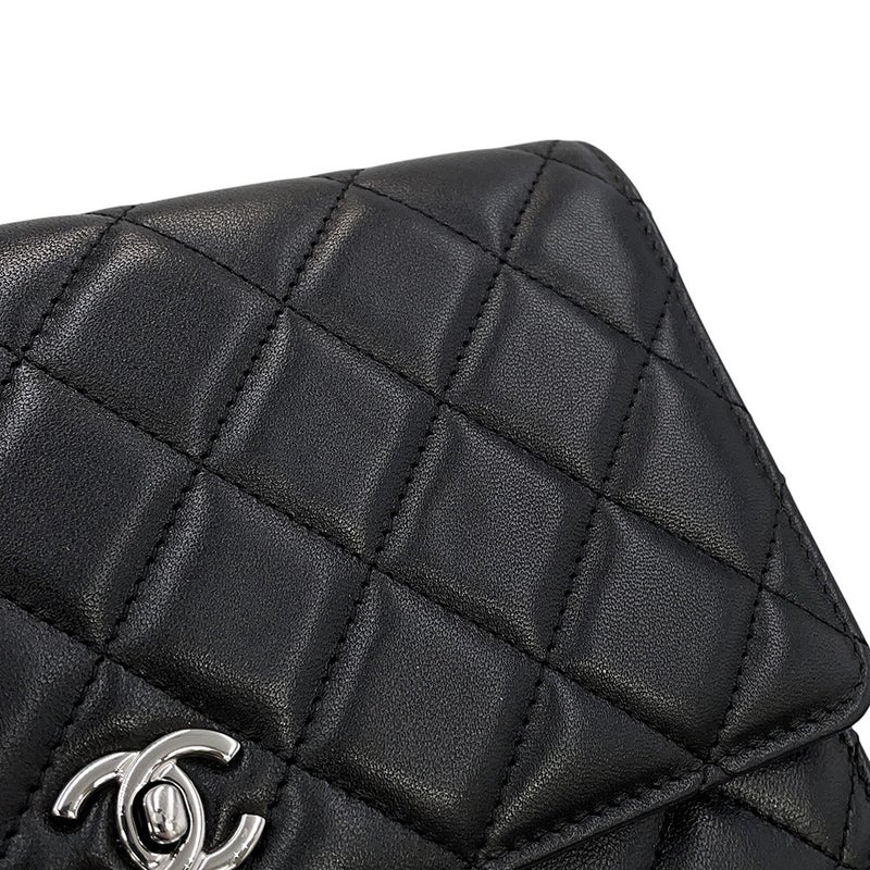 シャネル チェーンウォレット クラシック マトラッセ ココマーク ラムスキン AP4241 CHANEL 財布 黒