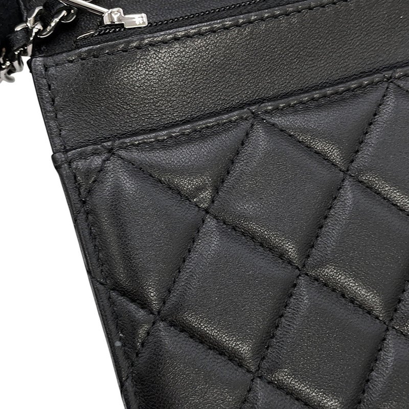 シャネル チェーンウォレット クラシック マトラッセ ココマーク ラムスキン AP4241 CHANEL 財布 黒