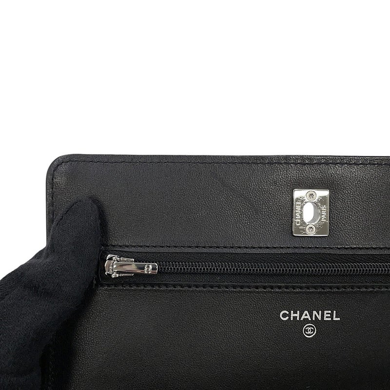 シャネル チェーンウォレット クラシック マトラッセ ココマーク ラムスキン AP4241 CHANEL 財布 黒