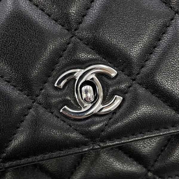 シャネル チェーンウォレット クラシック マトラッセ ココマーク ラムスキン AP4241 CHANEL 財布 黒