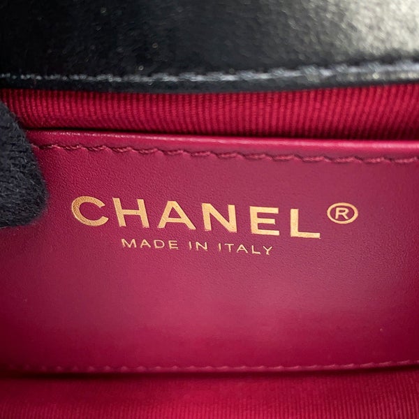 シャネル チェーンショルダーバッグ マトラッセ ココマーク ミニ AS4972 CHANEL 黒