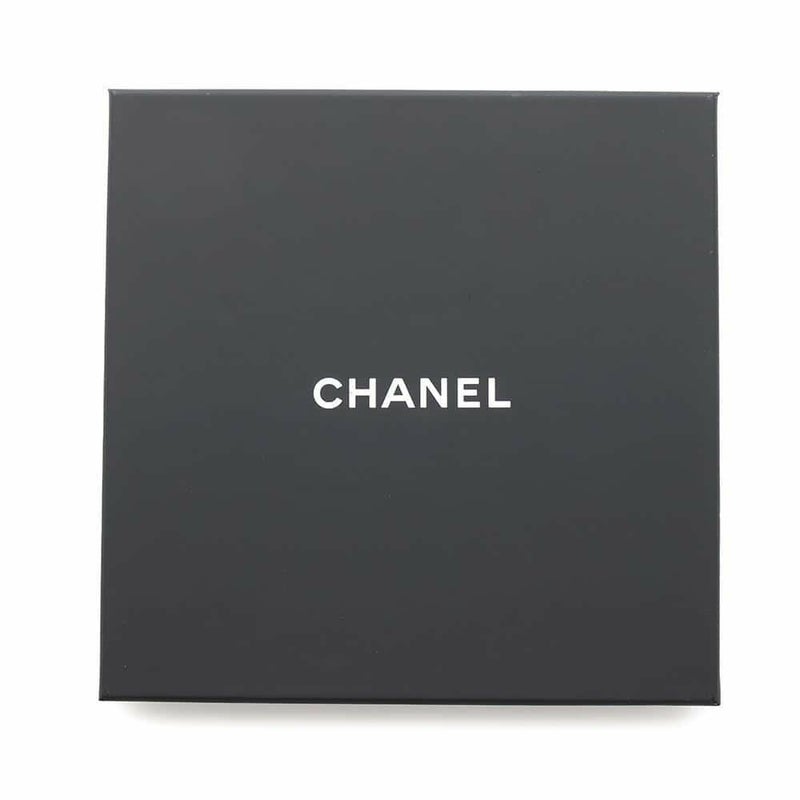 シャネル ノベルティ コインケース AirPodsケース チェーンセット マトラッセ ココマーク ラムスキン CHANEL イヤーズギフト