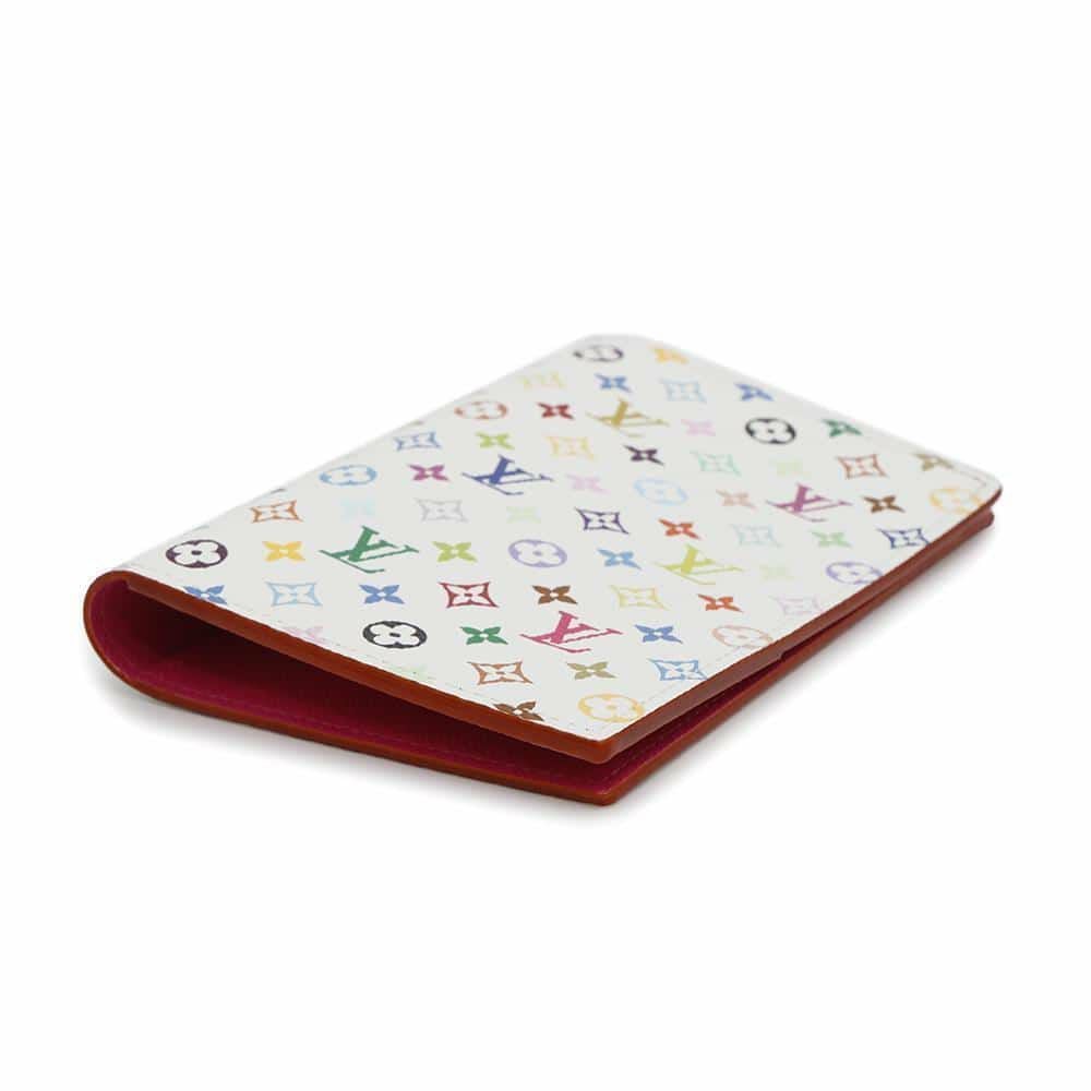 ルイヴィトン パスポートケース モノグラム LV × TM クーヴェル