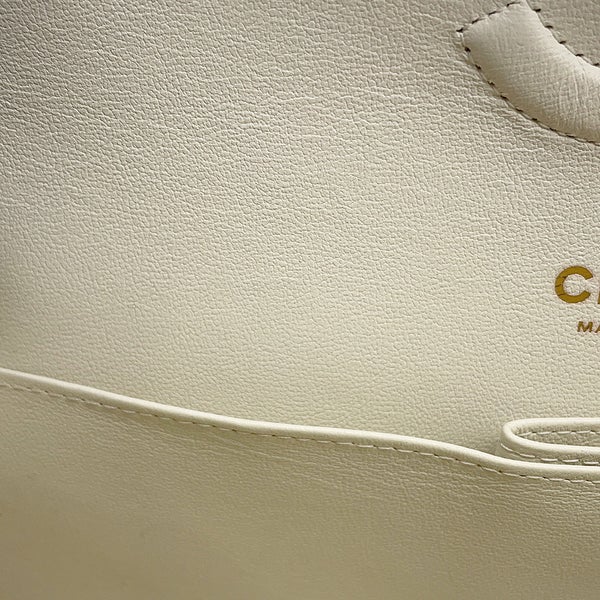 シャネル チェーンショルダーバッグ マトラッセ25 ココマーク ラムスキン ダブルチェーン A01112 CHANEL 白