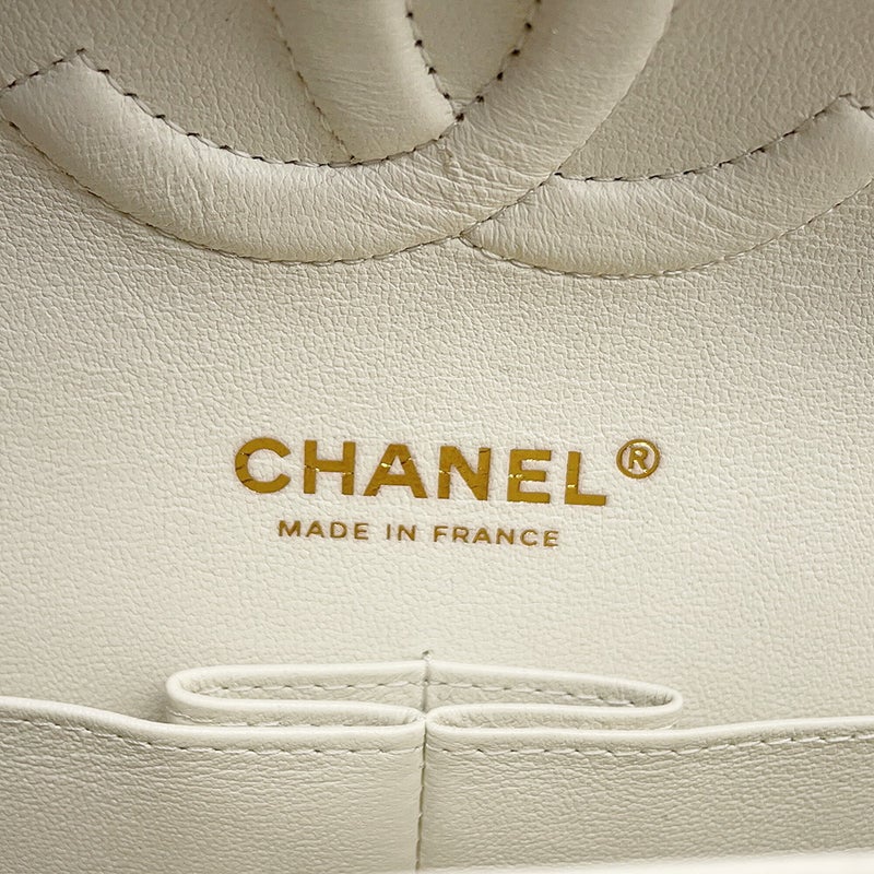 シャネル チェーンショルダーバッグ マトラッセ25 ココマーク ラムスキン ダブルチェーン A01112 CHANEL 白
