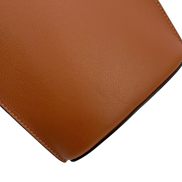 ロエベ ショルダーバッグ ダイスポケット DICE POKET カーフレザー C630R12X01 LOEWE ポシェット ブラウン