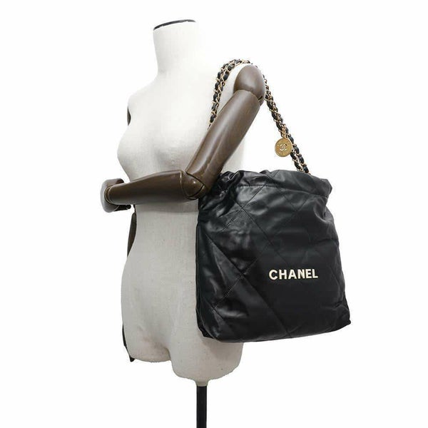 シャネル チェーンショルダーバッグ CHANEL22 スモール シャイニーカーフレザー AS3260 CHANEL ポーチ付き 黒