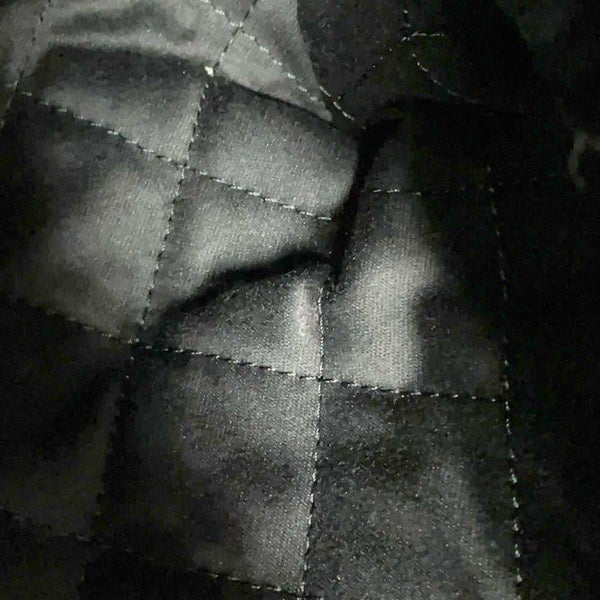 シャネル チェーンショルダーバッグ CHANEL22 スモール シャイニーカーフレザー AS3260 CHANEL ポーチ付き 黒