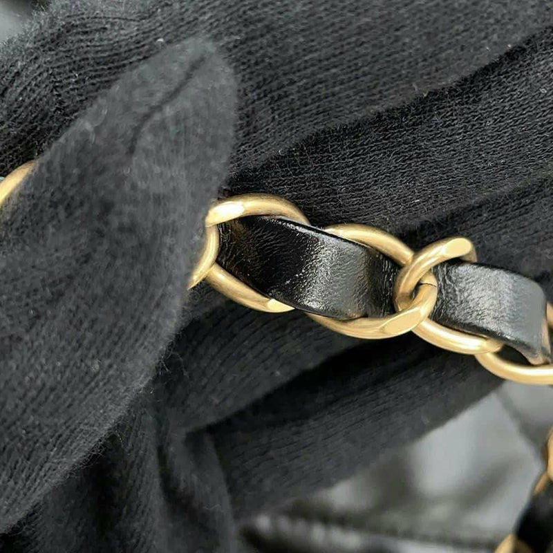 シャネル チェーンショルダーバッグ CHANEL22 スモール シャイニーカーフレザー AS3260 CHANEL ポーチ付き 黒