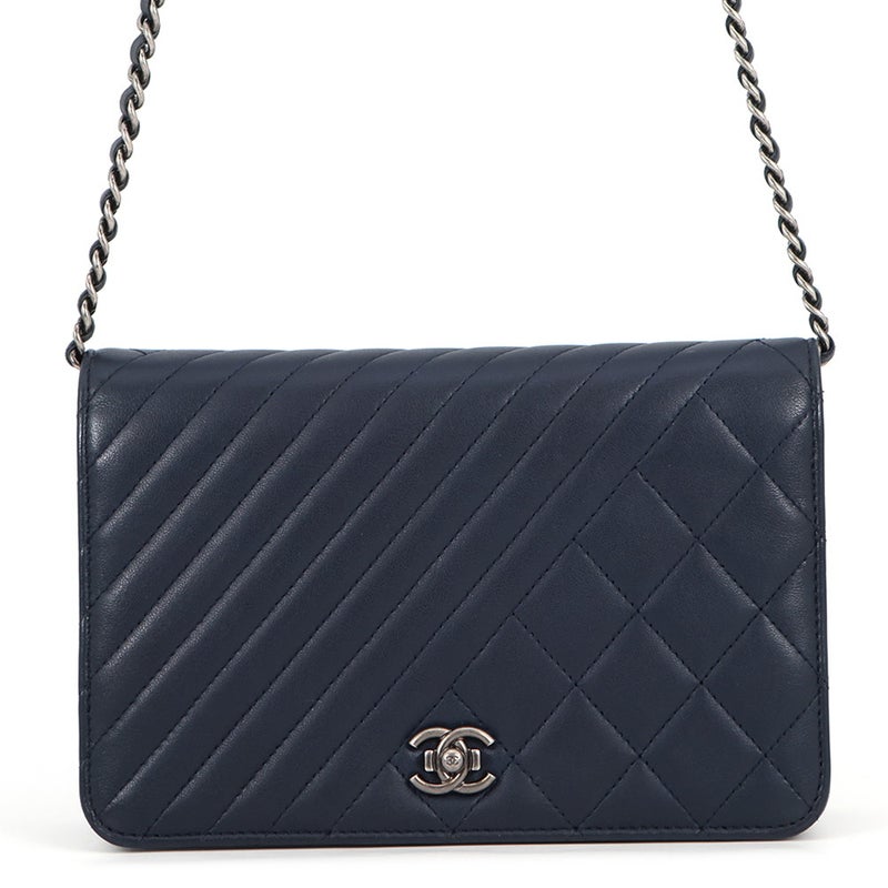 シャネル チェーンウォレット マトラッセ シェブロン ボーイシャネル ラムスキン CHANEL 財布